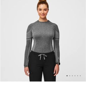 Figs Salta Performance Underscrub. Great condition.